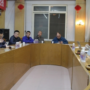 新华社记者来公司采访“三线”企业改革建设